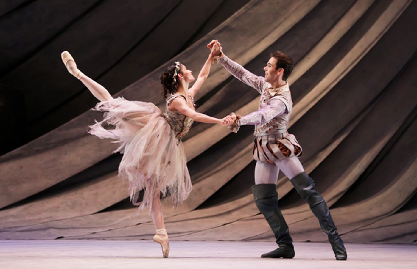 Photo Flash: A Look at THE TEMPEST at Houston Ballet  Image