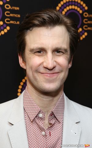 Gavin Creel  Photo