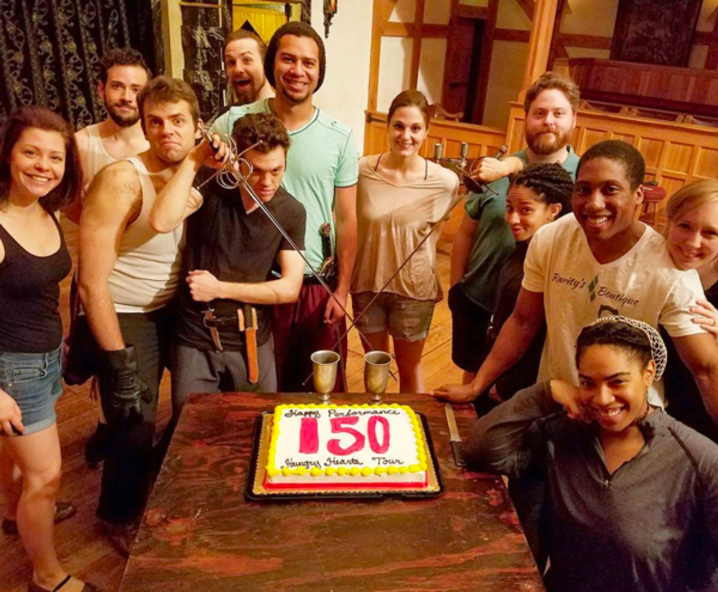 Photo Flash: GROUNDHOG DAY Vogues Before Act 2, HAMILTON Chicago Shares Make Up Routine, and More Saturday Intermission Pics!  Image