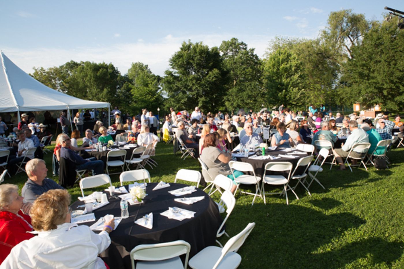 Photo Coverage: Inside Actor's Theatre of Columbus' Tent Dinner  Image