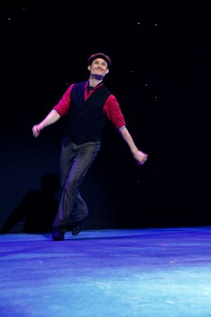 Mark Evans @ BroadwayWorld Mark Evans Photo