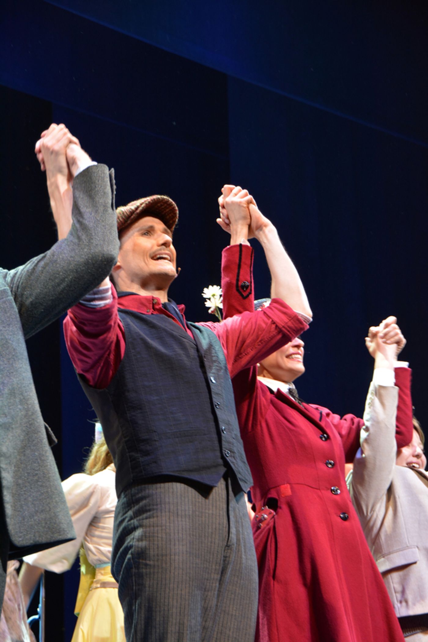 Photo Coverage: Cast of Paper Mill Playhouse's MARY POPPINS Takes Opening Night Bows  Image
