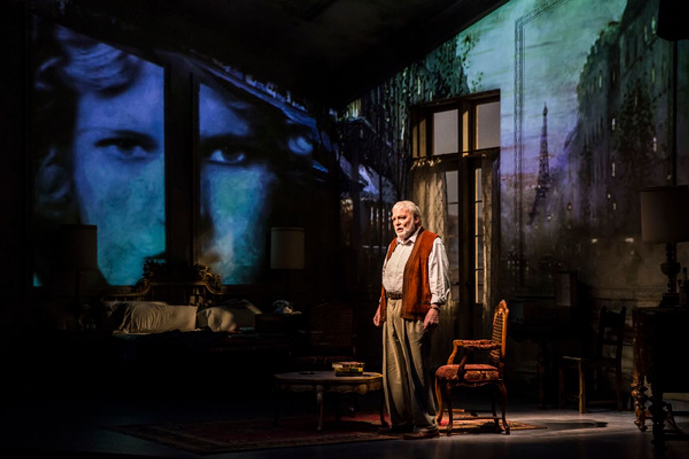 Photo Flash: First Look at Stacy Keach as Ernest Hemingway in PAMPLONA at the Goodman  Image