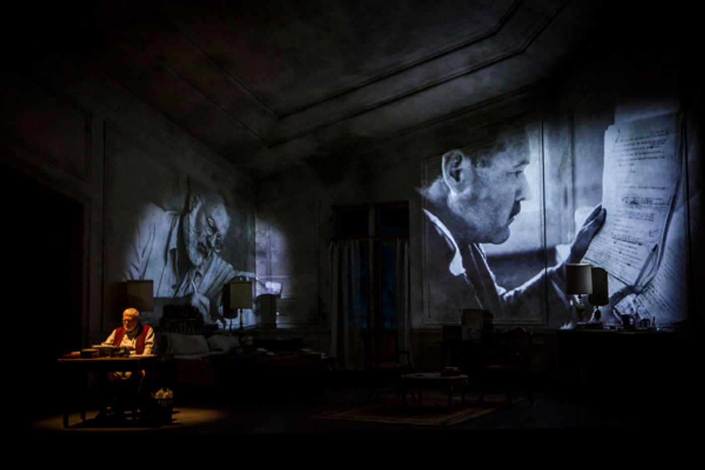 Photo Flash: First Look at Stacy Keach as Ernest Hemingway in PAMPLONA at the Goodman  Image