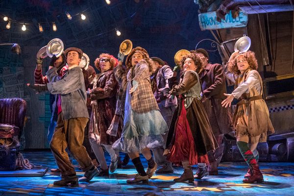 Photo Flash: We Think She's Gonna Like It Here! First Look at ANNIE in the West End — photo 11 of 11