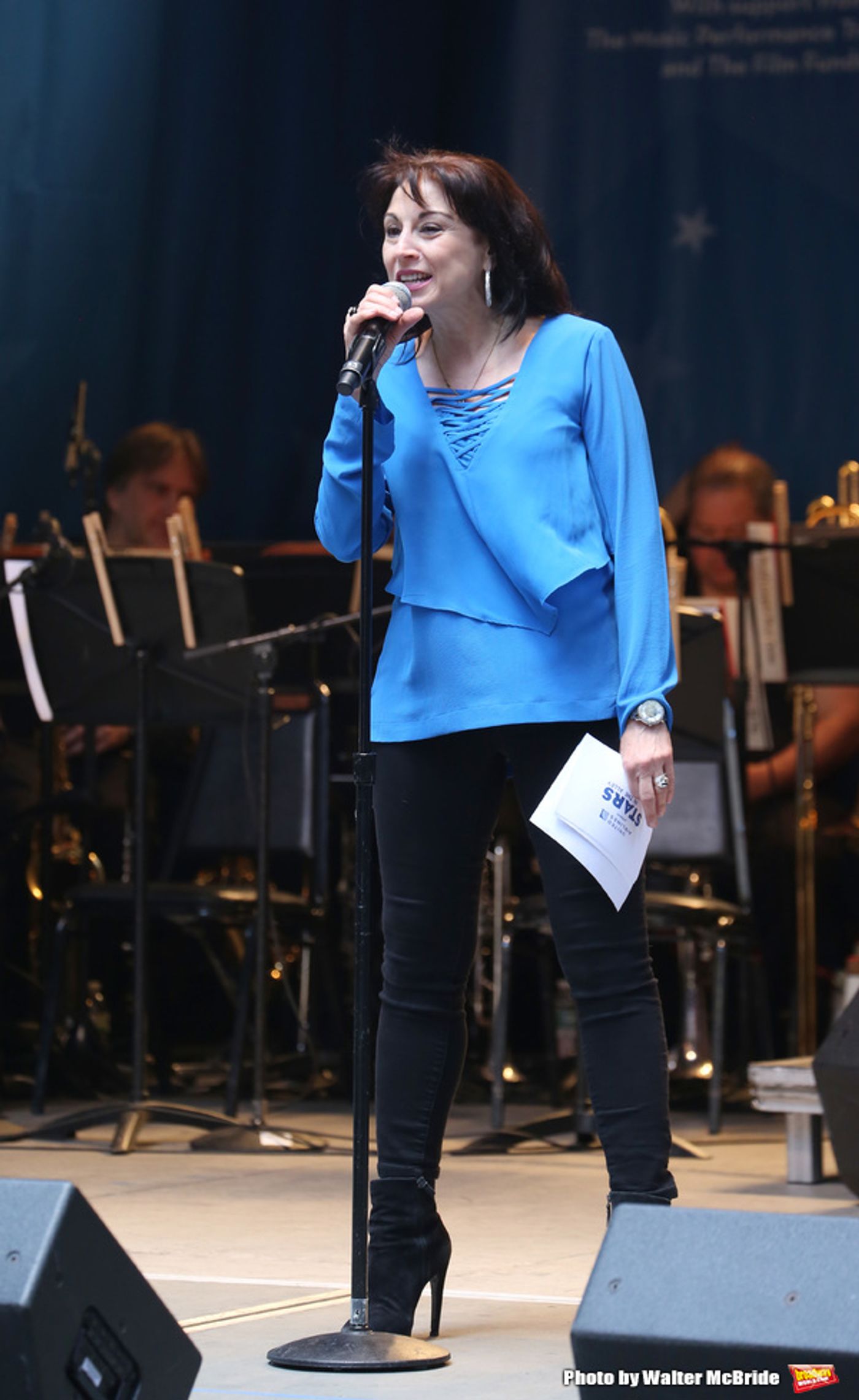Photo Coverage: The Stars Sang Out! On Stage at Stars In The Alley  Image