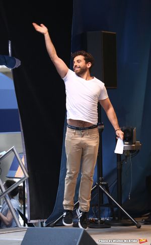 Brandon Uranowitz @ BroadwayWorld Brandon Uranowitz Photo