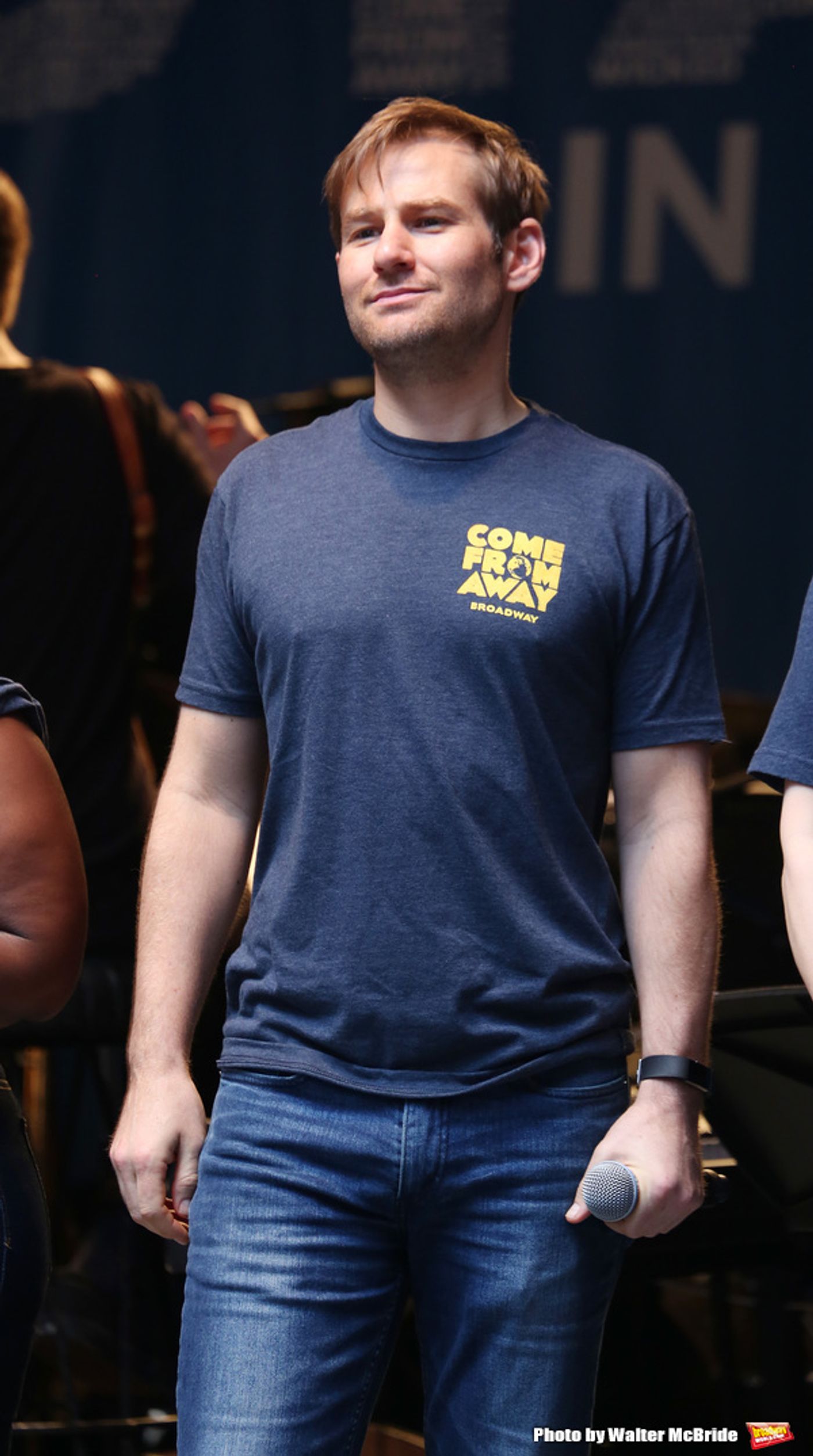 Photo Coverage: The Stars Sang Out! On Stage at Stars In The Alley  Image