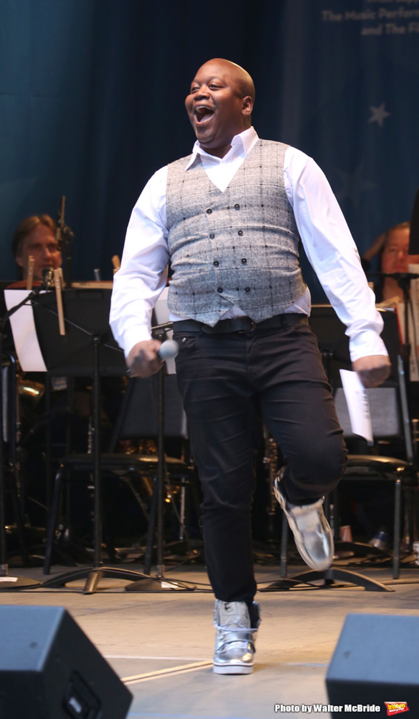 Photo Coverage: The Stars Sang Out! On Stage at Stars In The Alley  Image