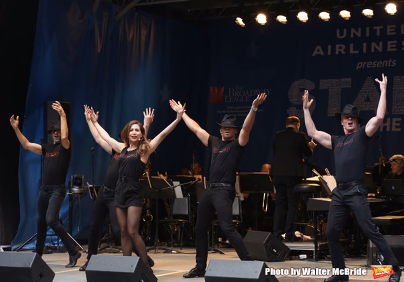 Photo Coverage: The Stars Sang Out! On Stage at Stars In The Alley  Image