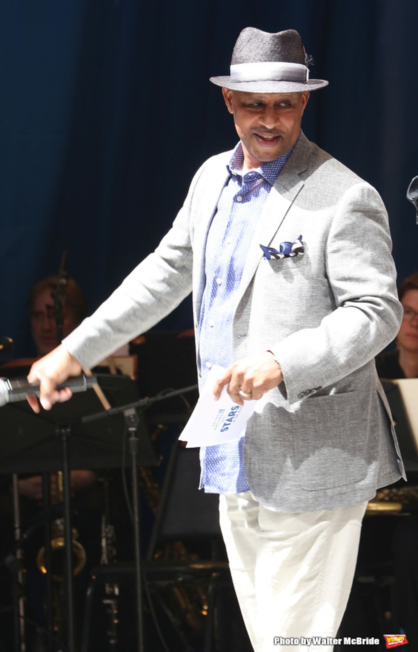 Photo Coverage: The Stars Sang Out! On Stage at Stars In The Alley  Image