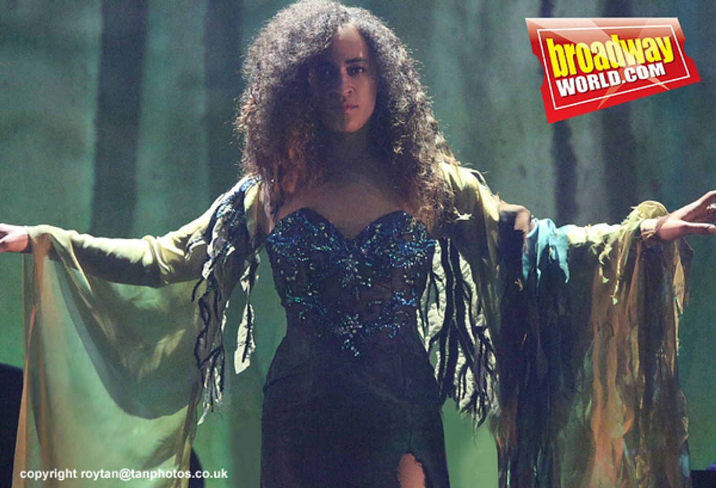 Photo Flash: Steamy VOICES OF THE AMAZON Premieres in UK  Image