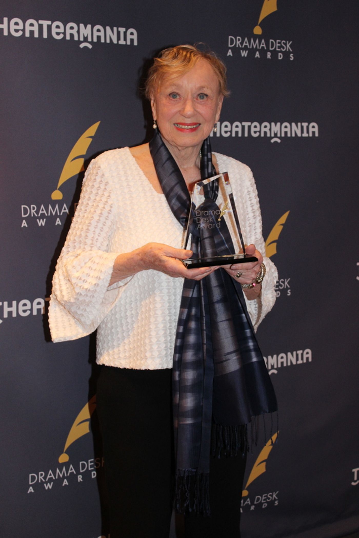 Photo Coverage: Backstage with the Winners of the 62nd Annual Drama Desk Awards!  Image