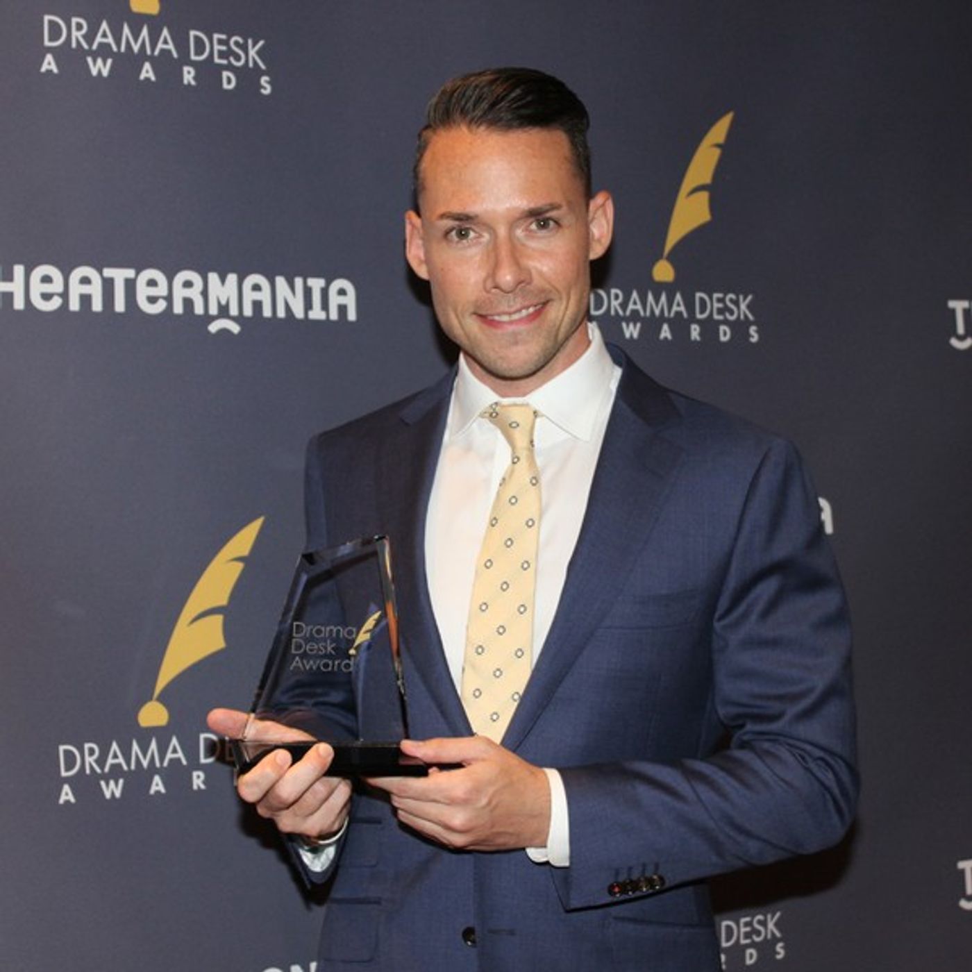 Photo Coverage: Backstage with the Winners of the 62nd Annual Drama Desk Awards!  Image