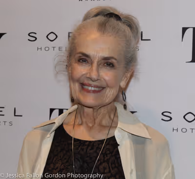 Mary Beth Peil Photo