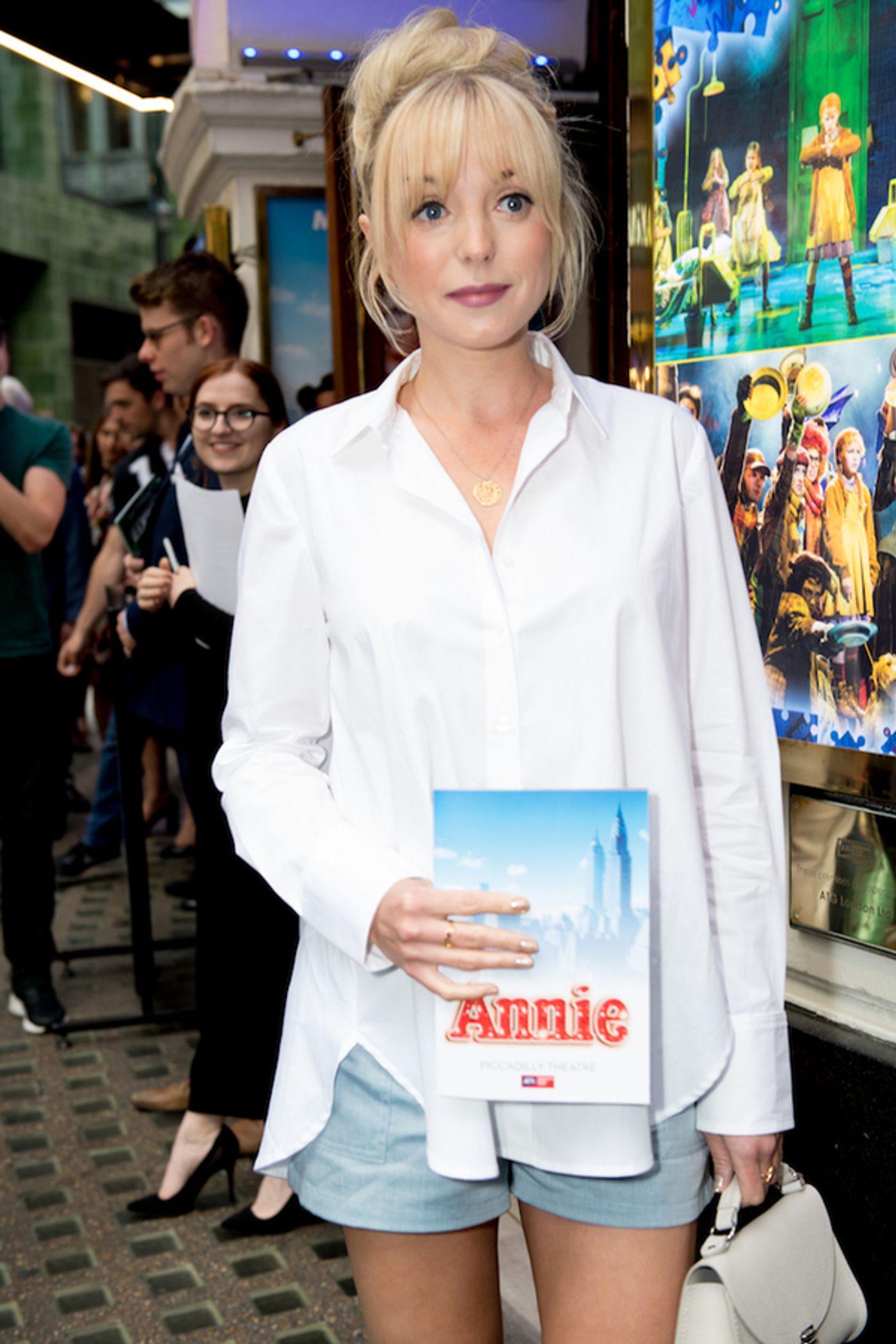 Photo Flash: Miranda Hart-Starring ANNIE Opens In The West End  Image