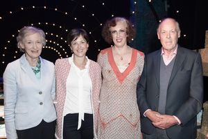 Diana, Alice, Miranda and David Hart Photo