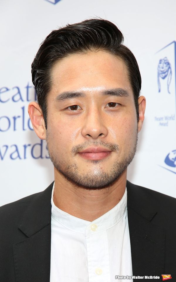Raymond Lee Photo
