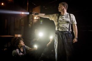 Izuka Hoyle and Dean Chisnall  Photo