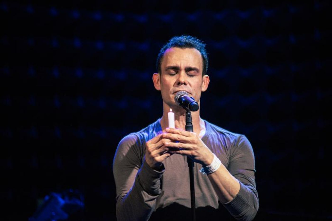 Review: Nothing But Love for Migguel Anggelo in SO CLOSE at Joe's Pub  Image