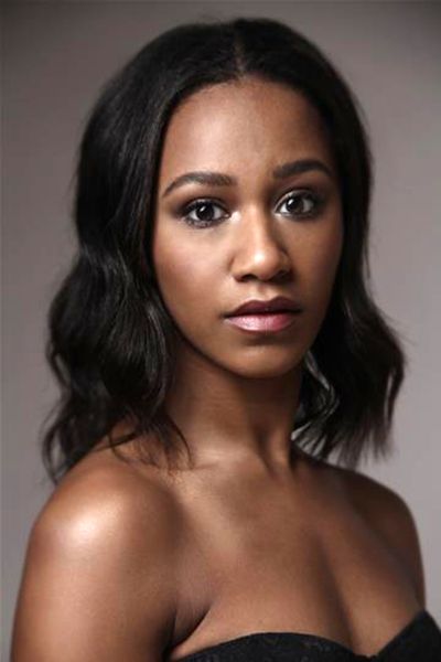 Ella Redhead Photo