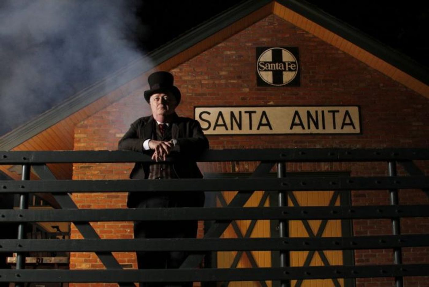 Review: Can You Solve the Mystery of HOLMES, SHERLOCK, AND THE CONSULTING DETECTIVE?  Image