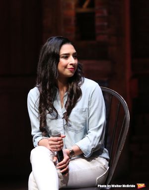 Lauren Boyd @ BroadwayWorld Lauren Boyd Photo