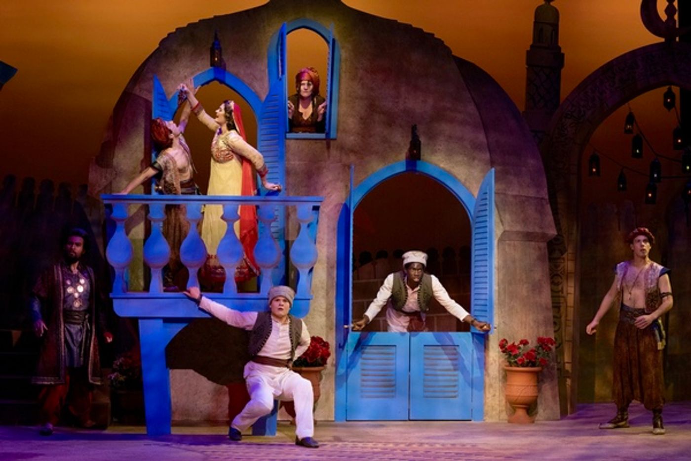 Photo Flash: First Look at Tennessee Shakespeare's THE COMEDY OF ERRORS  Image