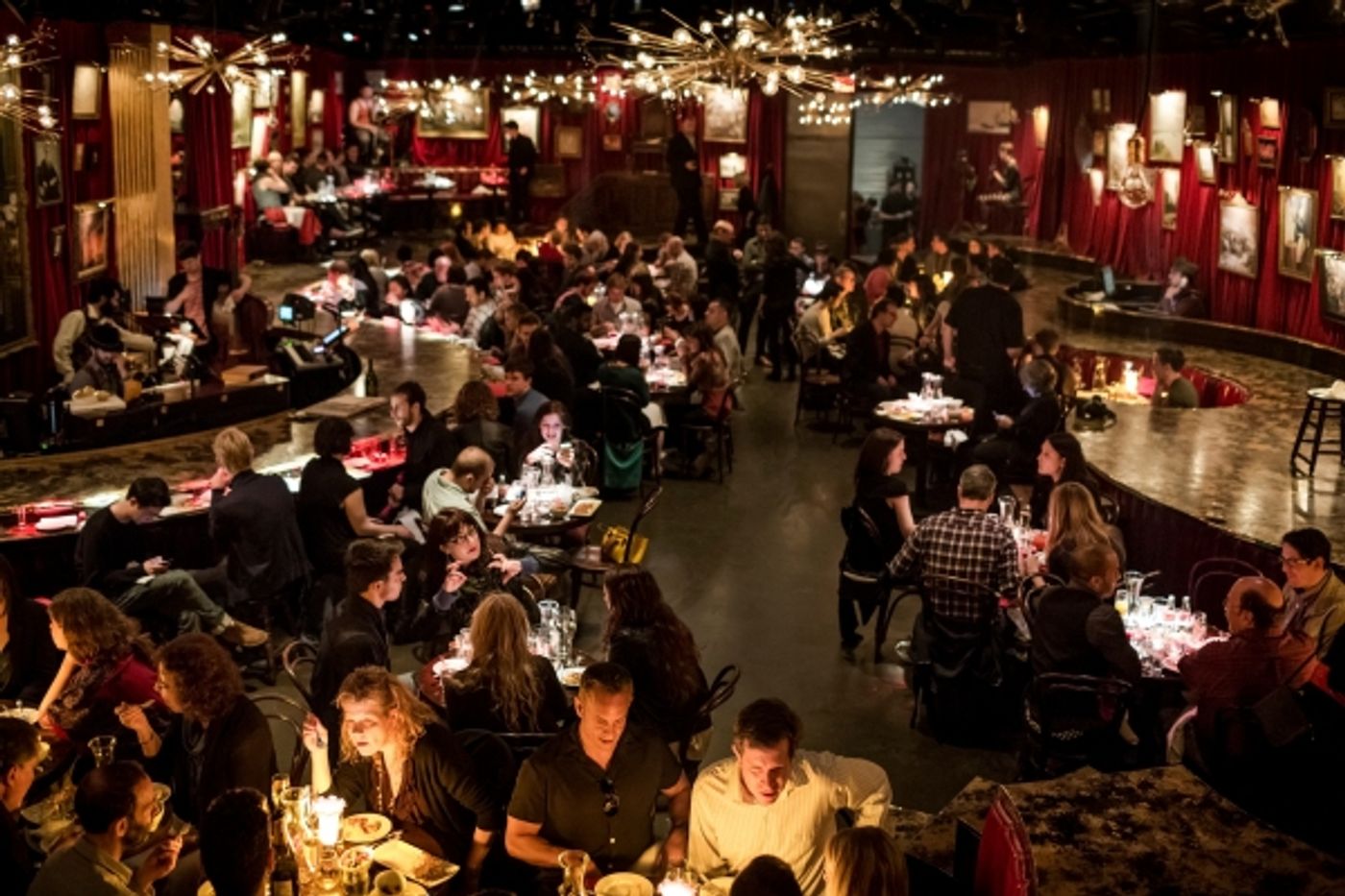 BWW Exclusive: Welcome to Moscow! Charting GREAT COMET's Journey from 87 Seats to The Great White Way  Image