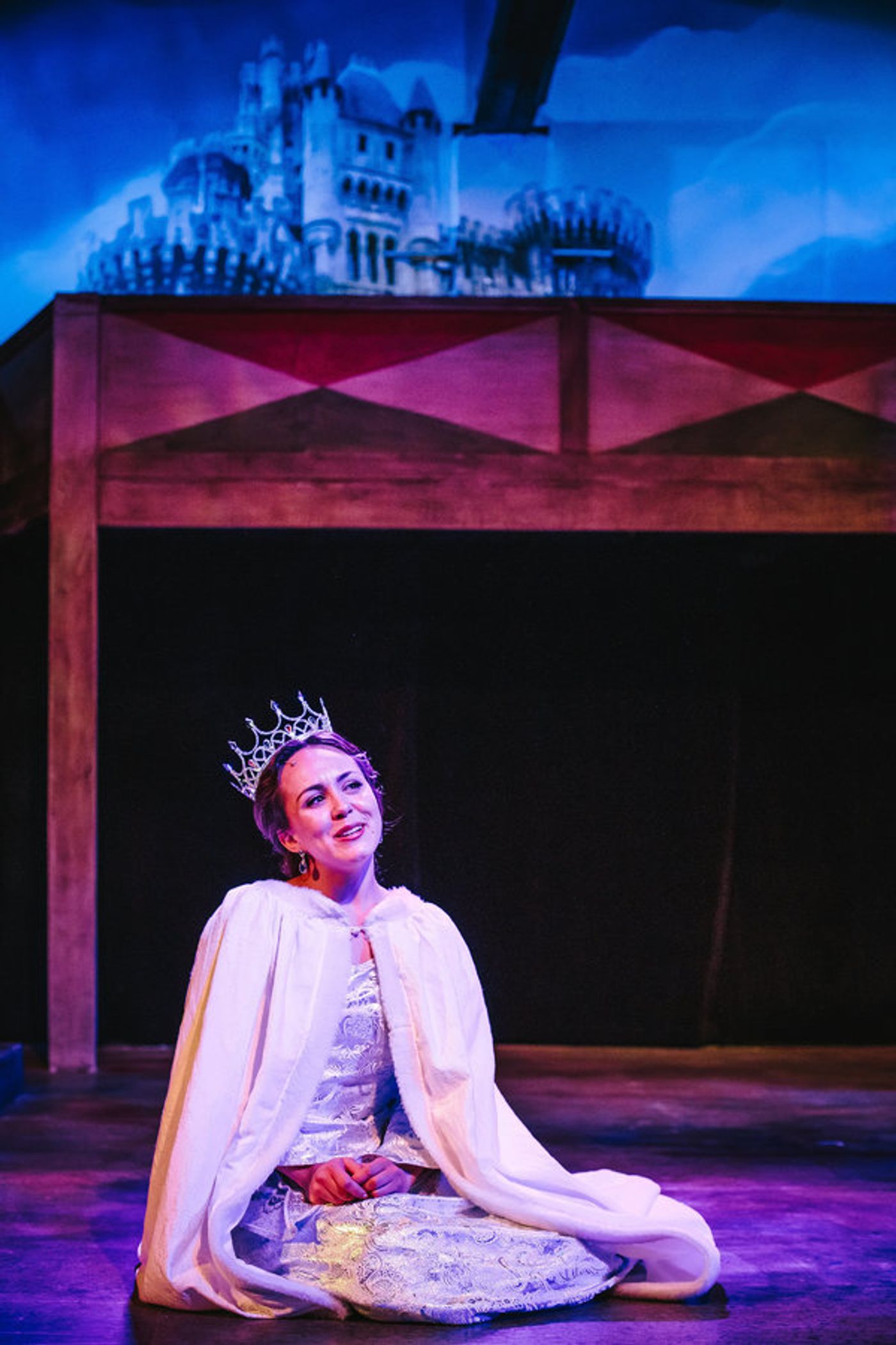 Photo Flash: First Look at CAMELOT at The Encore Musical Theatre Company  Image