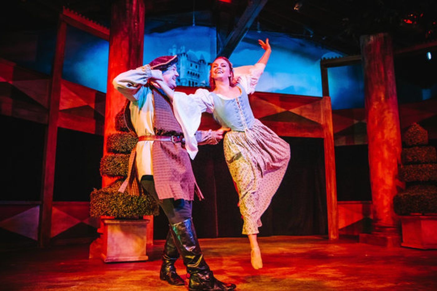 Photo Flash: First Look at CAMELOT at The Encore Musical Theatre Company  Image