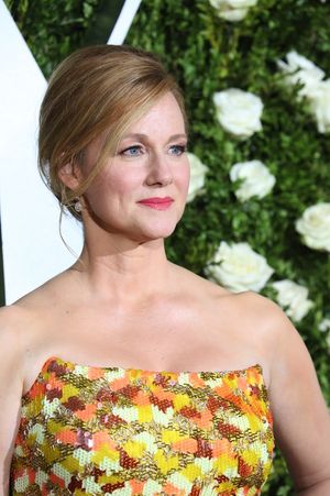 Laura Linney Photo