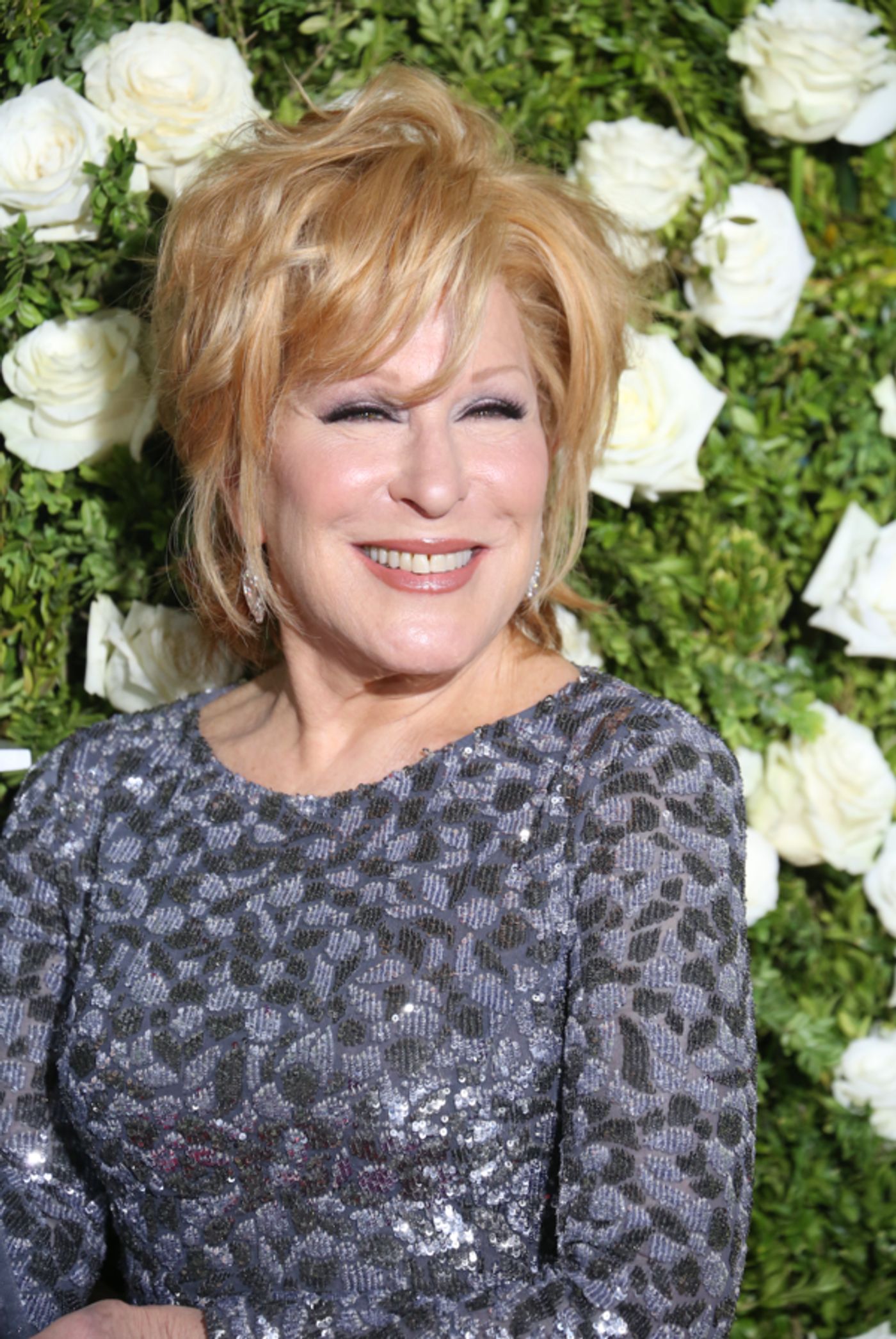 Photo Coverage: Bette Midler Arrives at the 2017 Tony Awards  Image