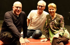 Sam Weisman, Brad Hall and Lindsay Crouse Photo