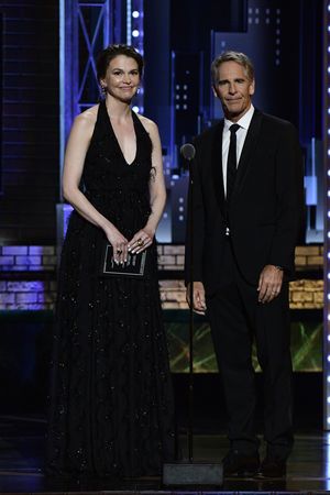 Sutton Foster and Scott Bakula  Photo