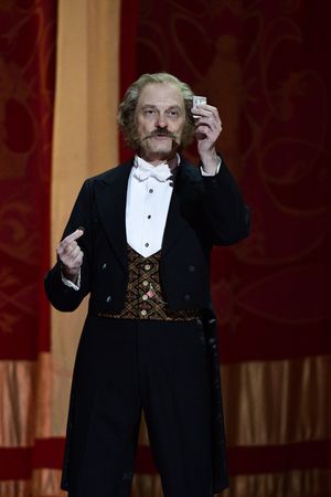 David Hyde Pierce @ BroadwayWorld David Hyde Pierce Photo