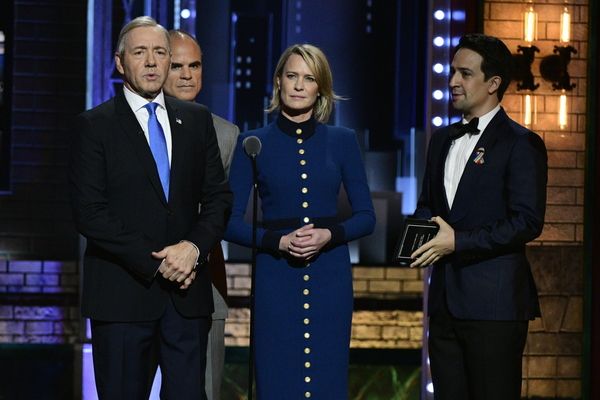 Kevin Spacey, Michael Kelly, Robin Wright, and Lin-Manuel Miranda Photo