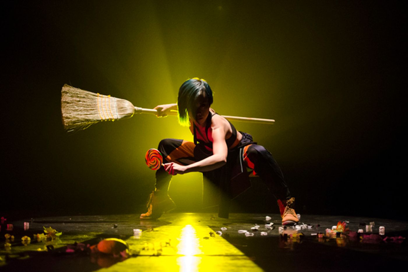 Photo Flash: Chicago Dance Crash Goes Big with THE BRICKLAYERS OF OZ This Summer  Image