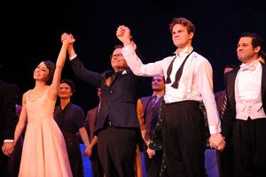 Van Kapla @ BroadwayWorld Van Kapla Photo