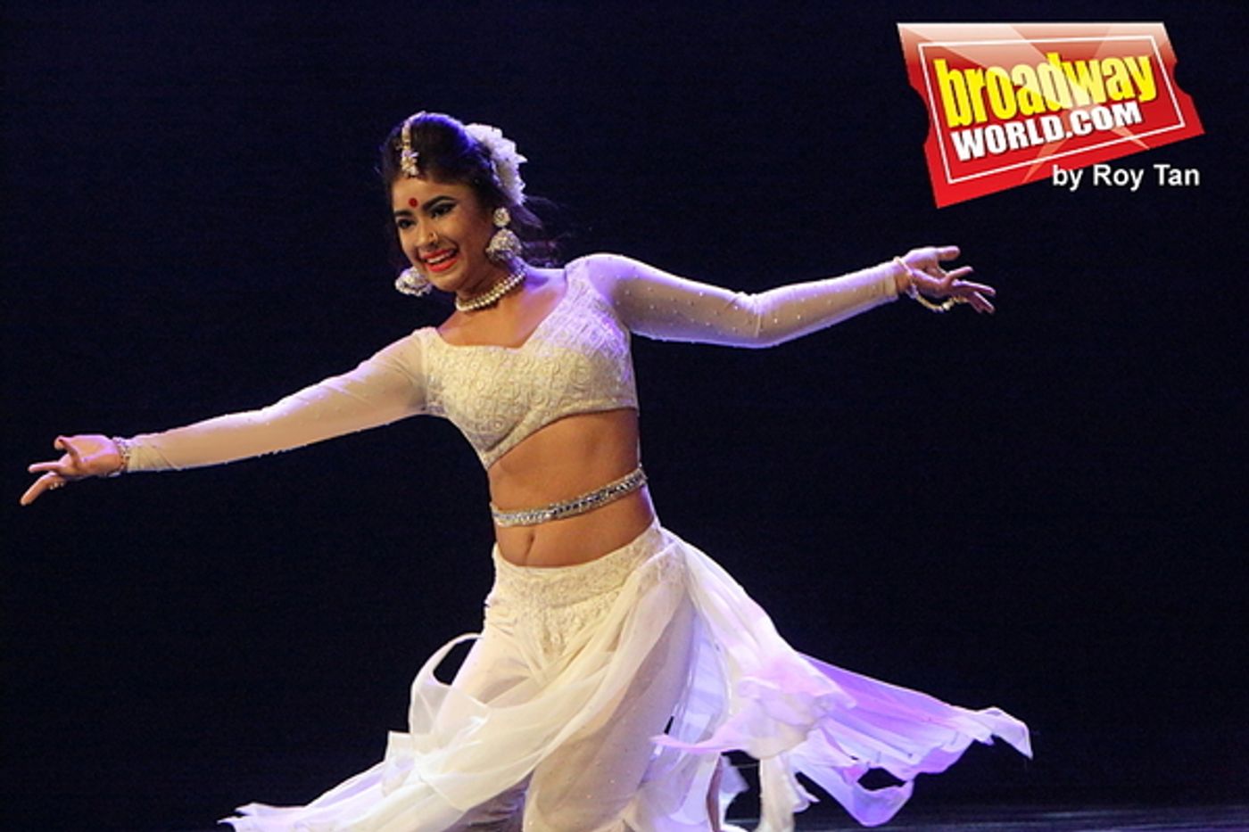 Photo Coverage: The Merchant Dynasty Return to The Peacock with TAJ EXPRESS  Image