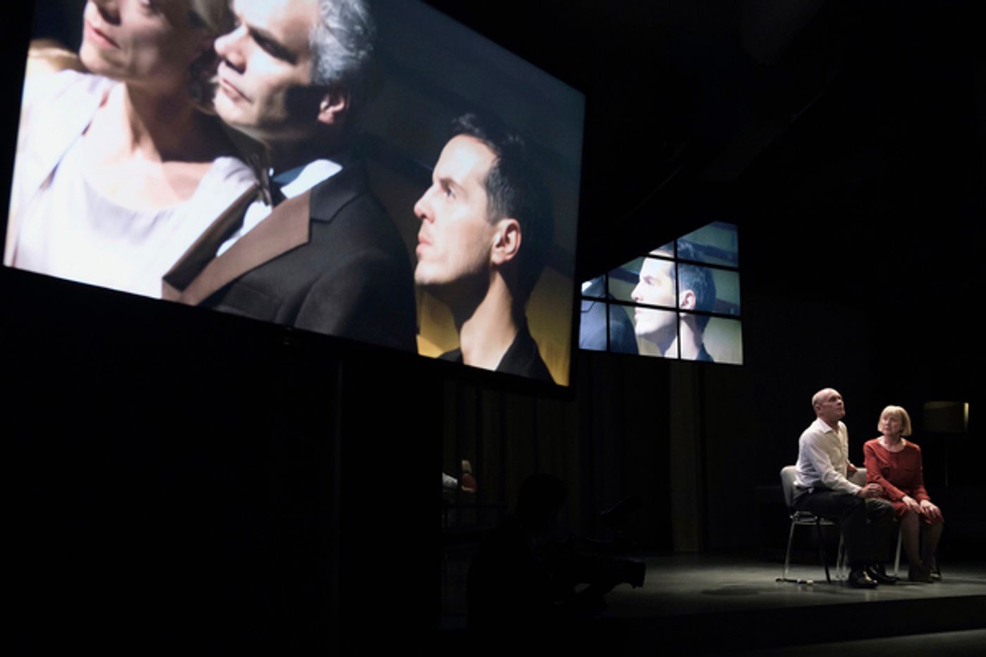 Photo Flash: First Look at Andrew Scott, Jessica Brown Findlay and More in HAMLET in the West End  Image