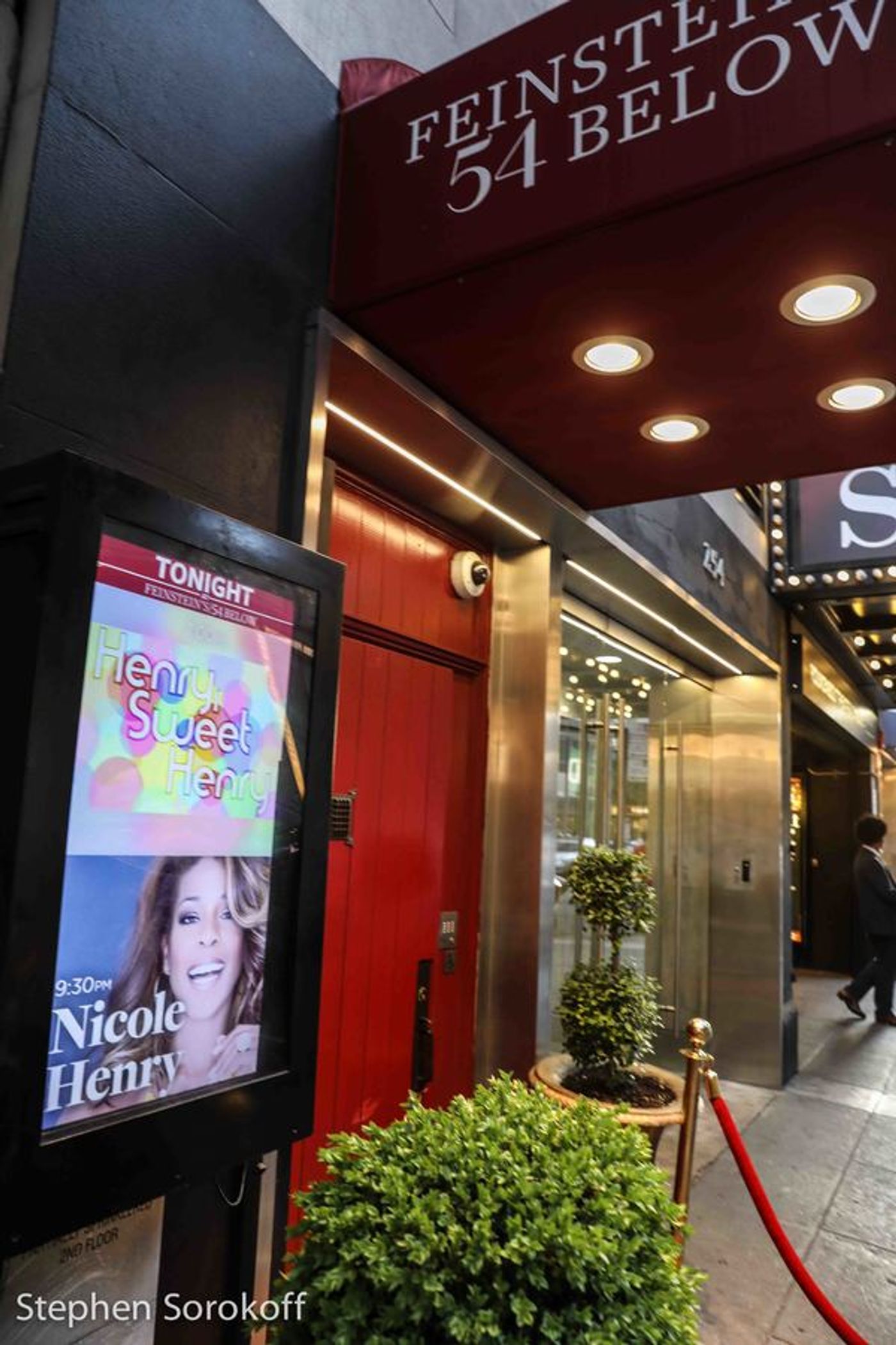 Photo Coverage: Nicole Henry Swings At Feinstein's/54 Below  Image