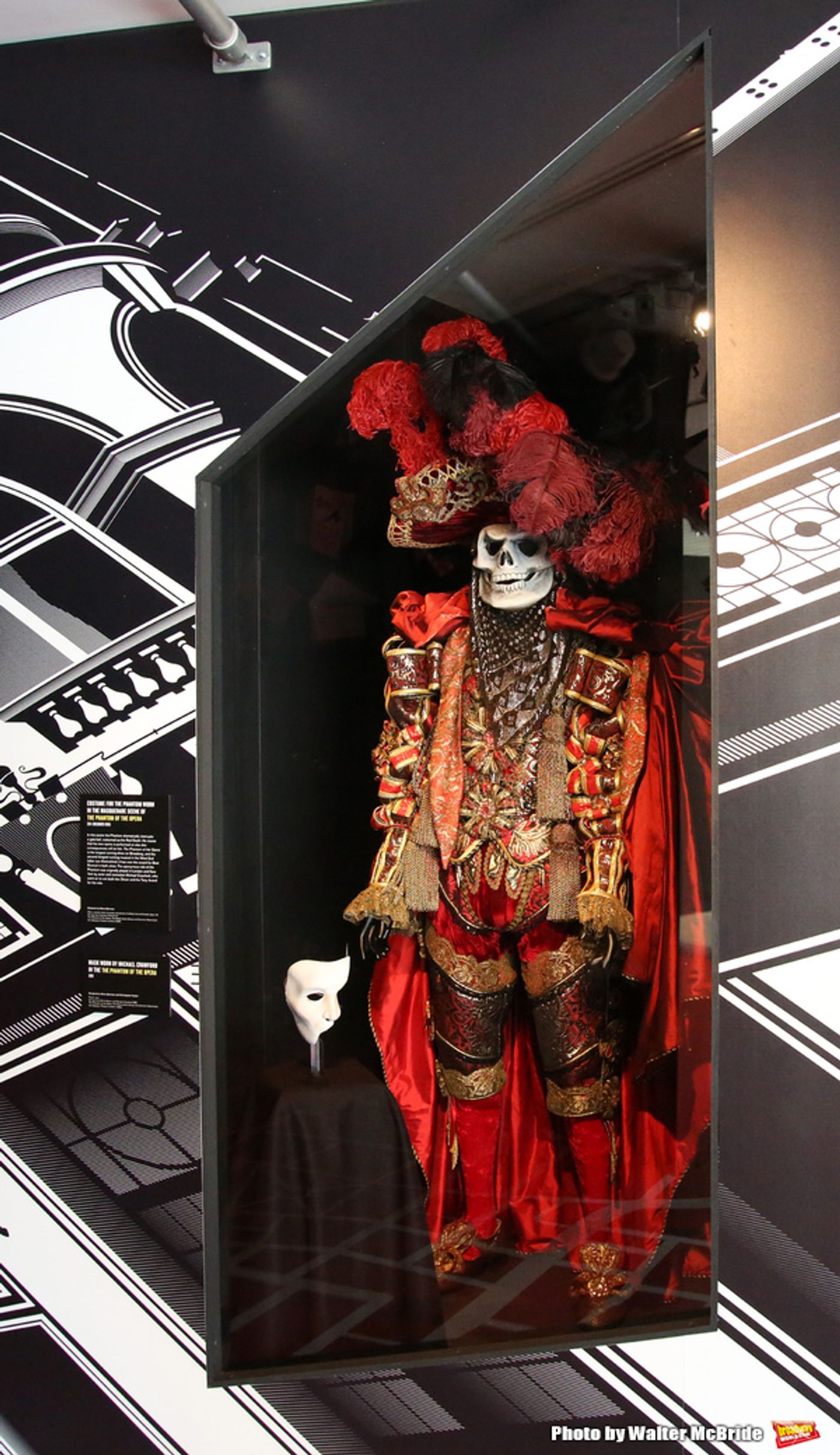 BWW Exclusive: A Visit to New York Public Library for the Performing Arts' CURTAIN UP Exhibit  Image