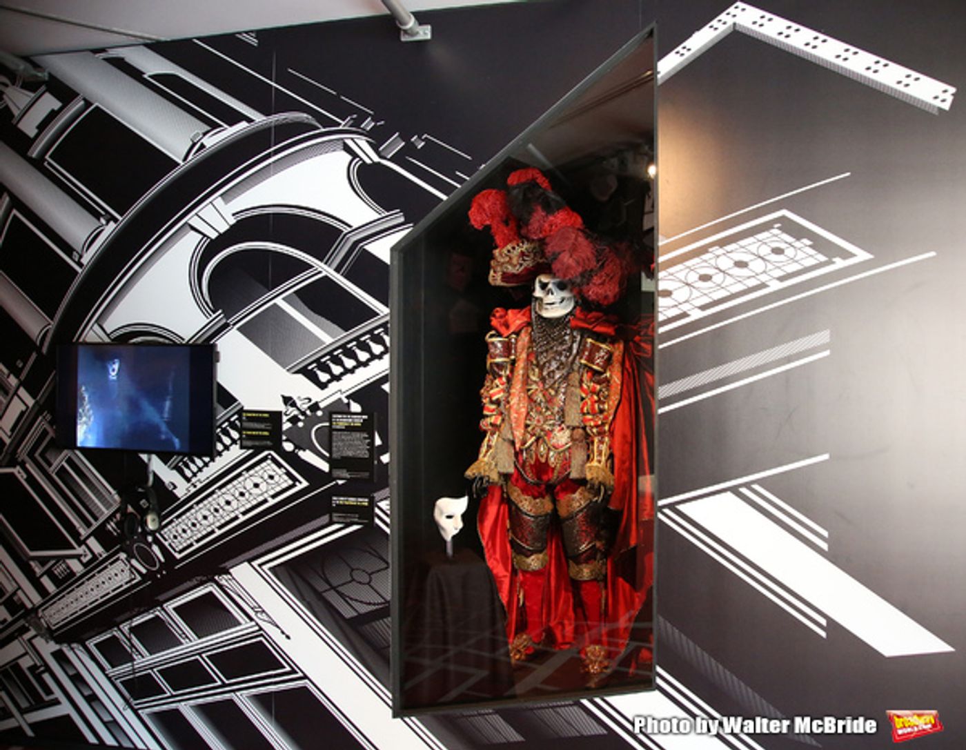 BWW Exclusive: A Visit to New York Public Library for the Performing Arts' CURTAIN UP Exhibit  Image