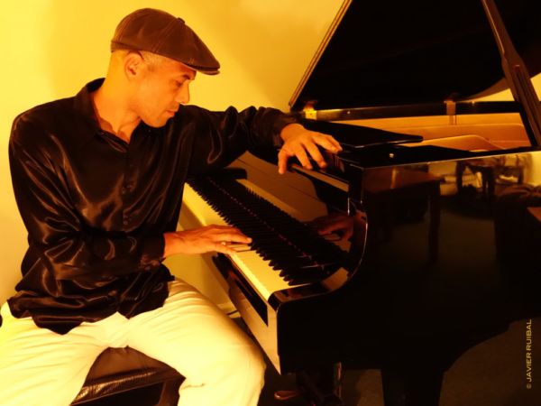 3x Grammy Award winner Oriente Lopez, composer of Occasion for Sin (Photo by Javier R Photo