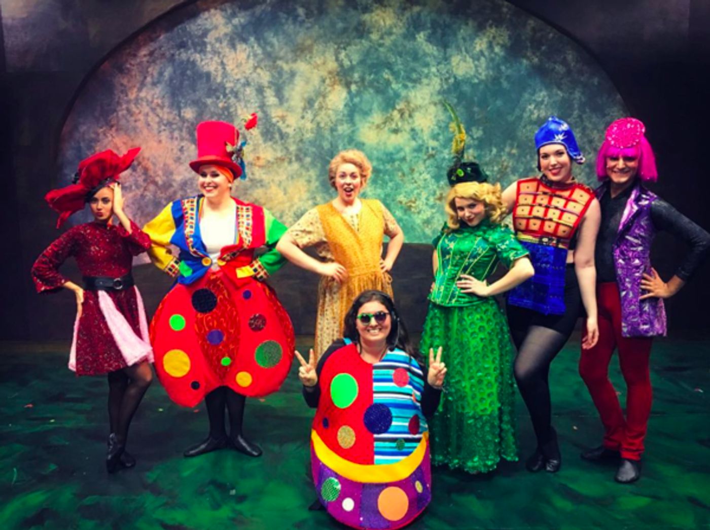 Photo Flash: SUNSET BOULEVARD Prepares to Drive Off Into the Sunset, and More Saturday Intermission Pics!  Image