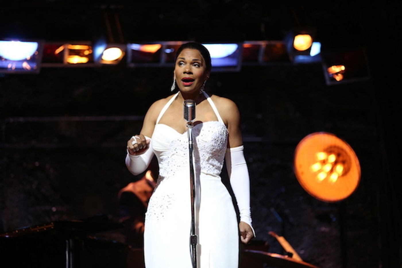 Photo Flash: First Look At Audra McDonald In West End LADY DAY!  Image