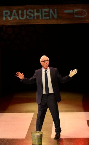 Dr. Toby Sealey (Brad Hall) Photo