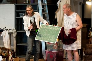 Amy Morton and Francis Guinan @ BroadwayWorld Amy Morton and Francis Guinan Photo
