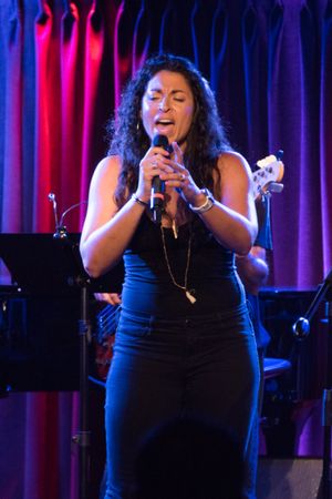 Stephanie Klemons Photo